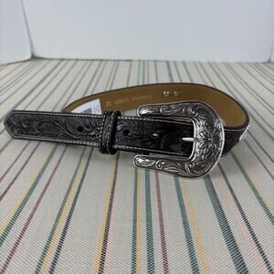 Ariat Belt Youth 22 Black Western Tooled Engraved Buckle Green Studs A1302402